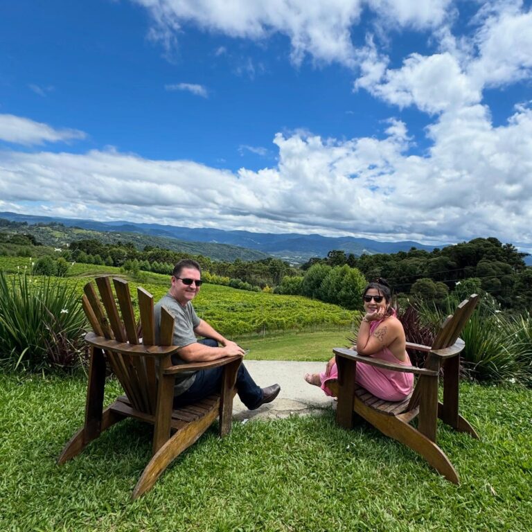 Instagram post from eumanu_rocha. This post is in position 4.